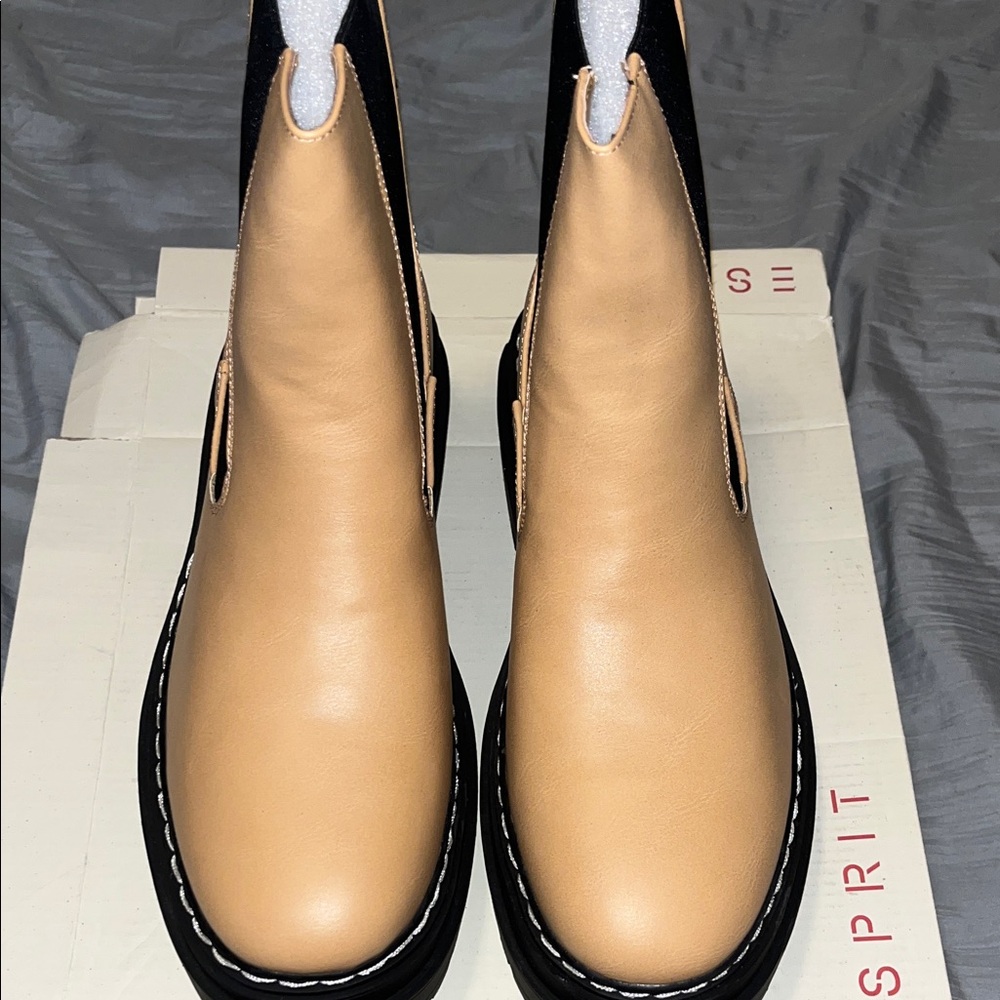 Esprit Beige Leather Boots with Black Soles